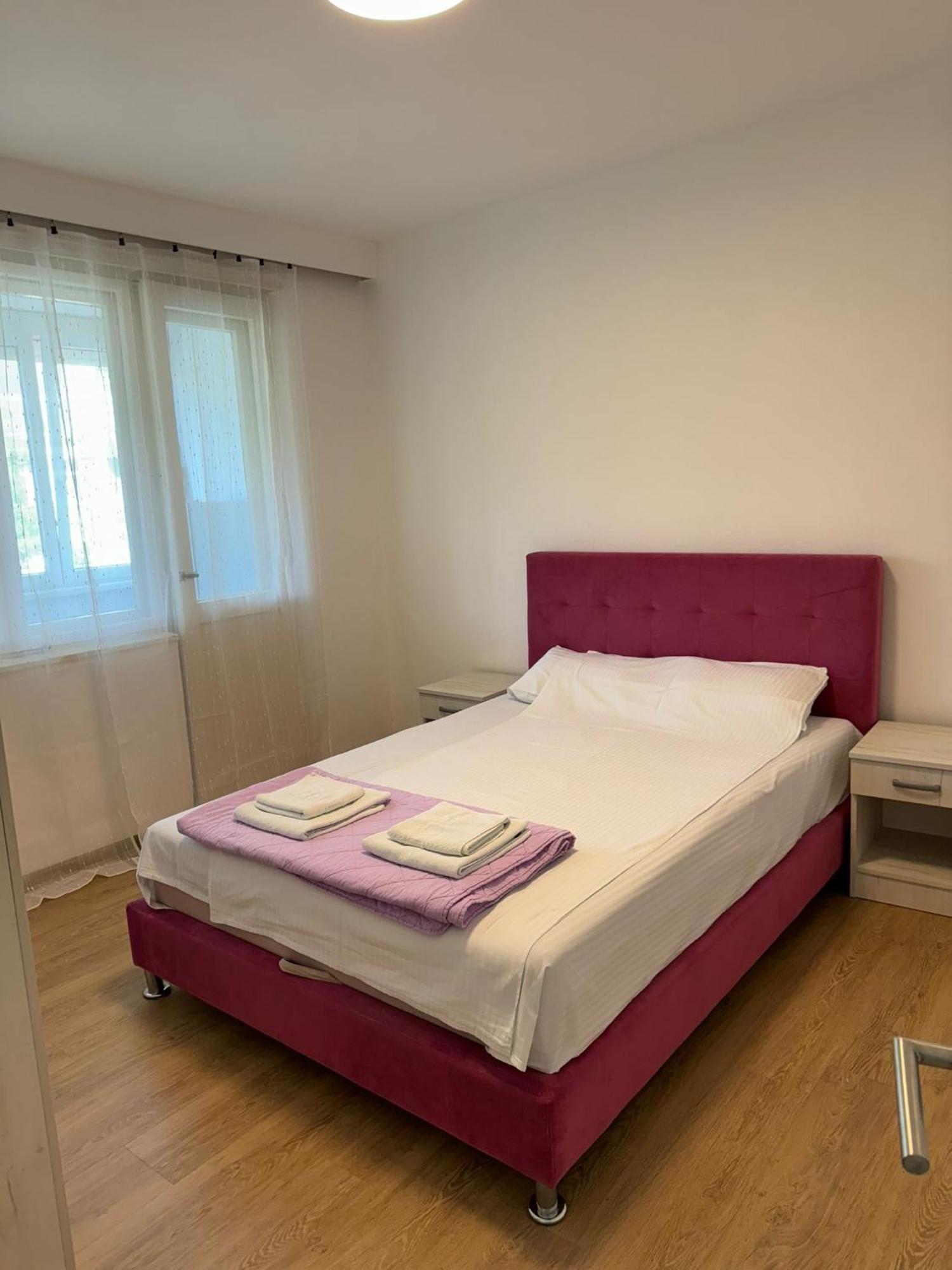 Apartman Marina Centar Daire Vrnjačka Banja Dış mekan fotoğraf