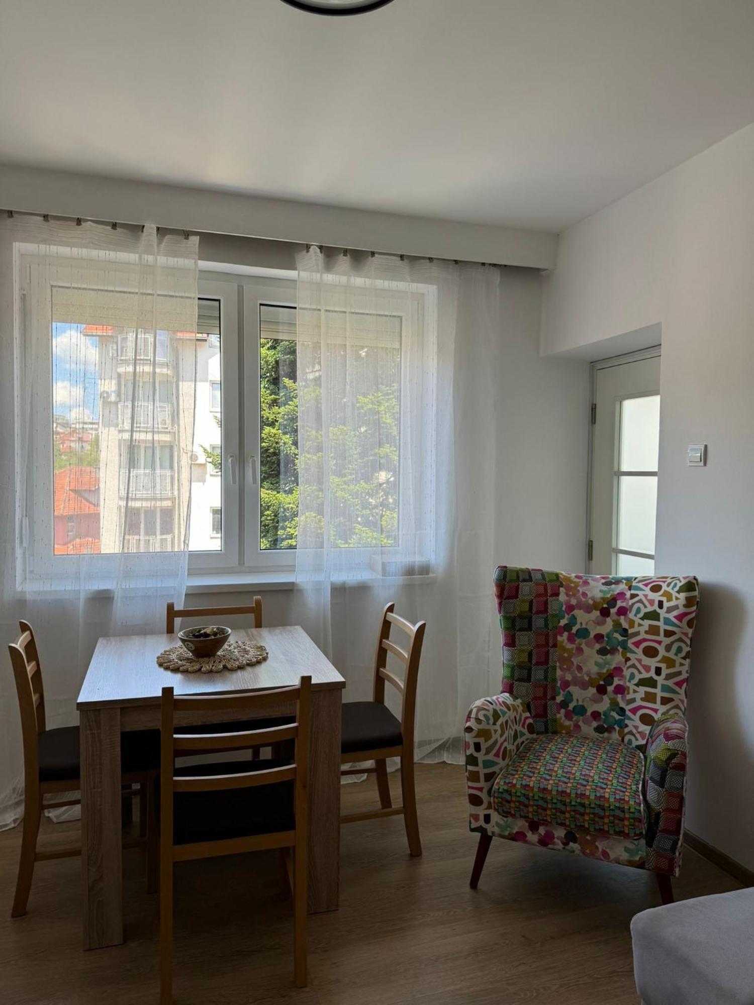 Apartman Marina Centar Daire Vrnjačka Banja Dış mekan fotoğraf