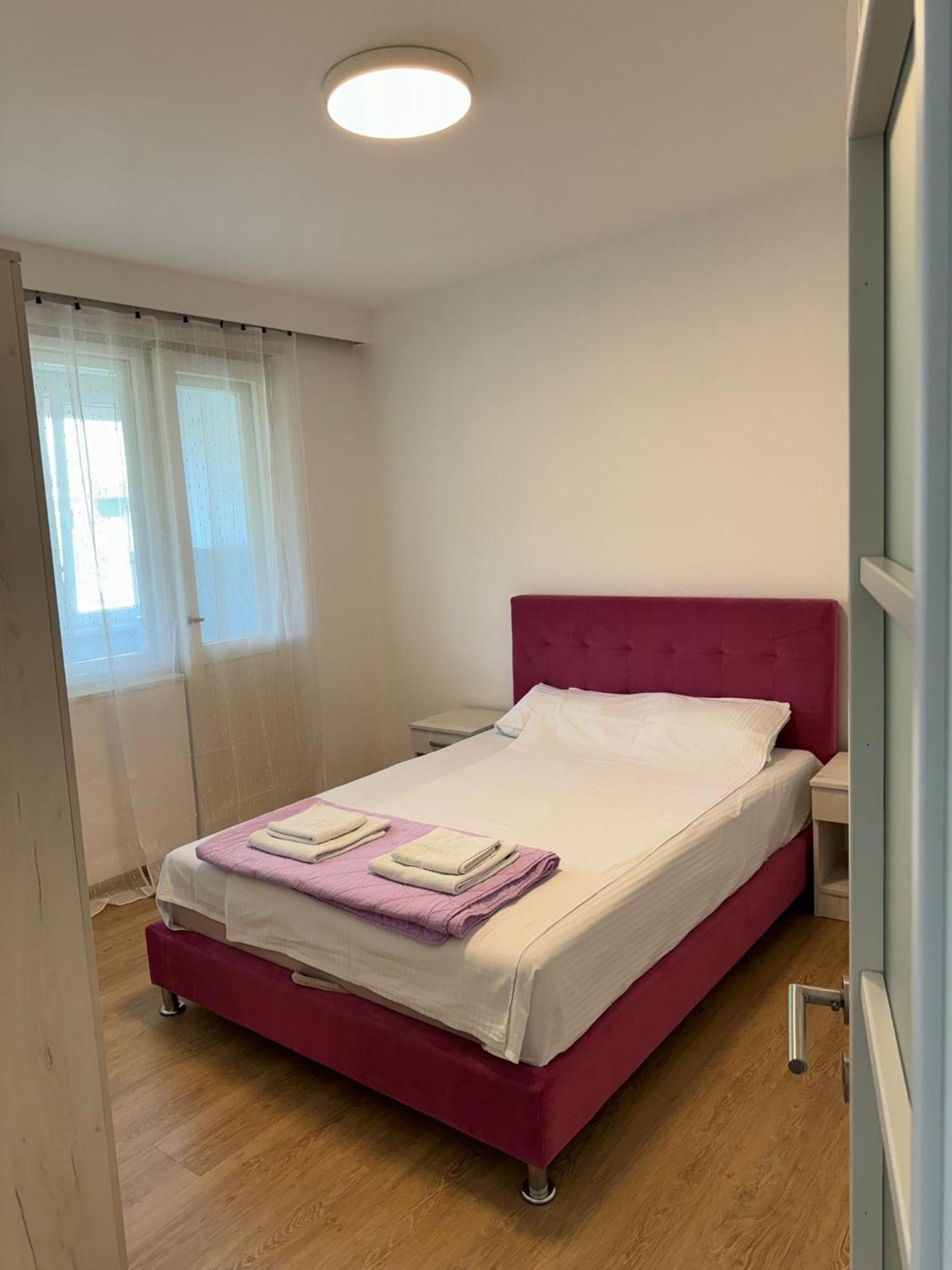 Apartman Marina Centar Daire Vrnjačka Banja Dış mekan fotoğraf